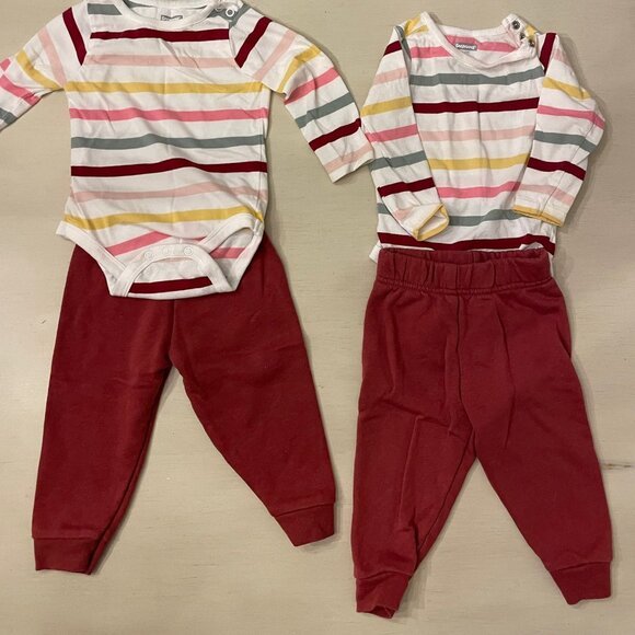 Lot of 2 Twin Girl Matching Outfits Garanimals - Picture 1 of 1